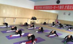 天津舞光十色藝培中心舞蹈室黄瓜视频在线看